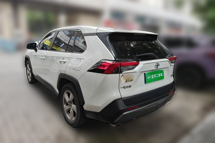 Used Toyota RAV4 2022 2.0L CVT Two-Wheel Drive Fashion Edition Rear Left 45 Deg