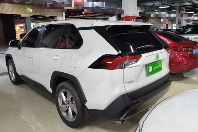 Used Toyota RAV4 2022 2.0L CVT Two-Wheel Drive Fashion Edition Rear Left 45 Deg
