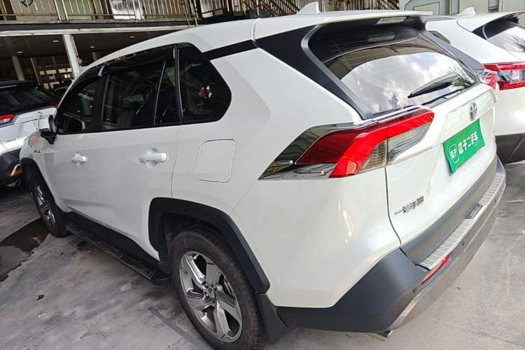 Used Toyota RAV4 2022 Dual-Engine 2.5L E-CVT Two-Wheel Drive Elite Edition Rear Left 45 Deg