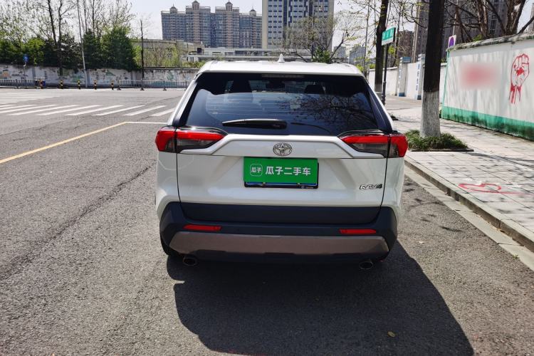 Used Toyota RAV4 2022 2.0L CVT Two-Wheel Drive Fashion Plus Edition Rear