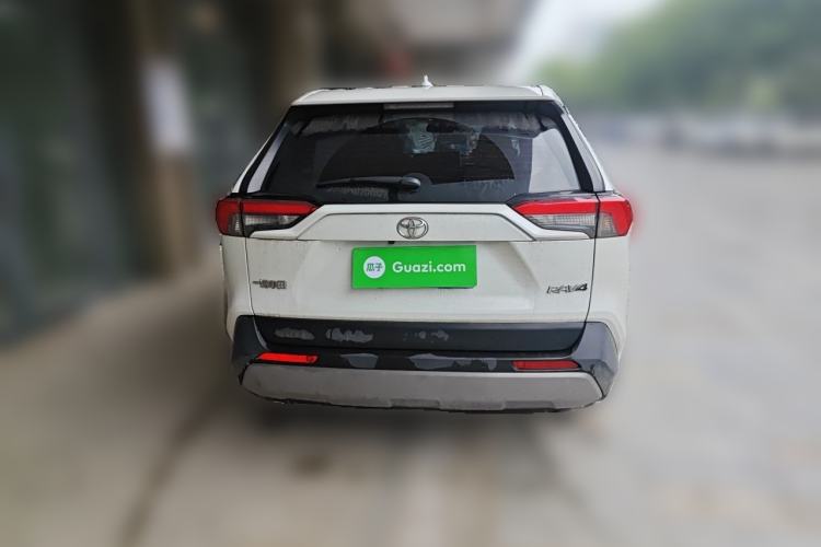 Used Toyota RAV4 2022 2.0L CVT Two-Wheel Drive Fashion Plus Edition Rear