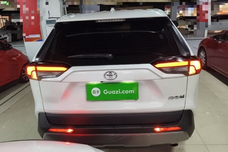 Used Toyota RAV4 2022 2.0L CVT Two-Wheel Drive Fashion Edition Rear