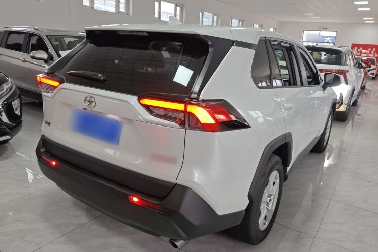 Used Toyota RAV4 2022 2.0L CVT Two-Wheel Drive Urban Edition Rear Right 45 Deg