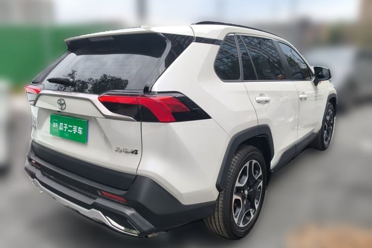 Used Toyota RAV4 2022 2.0L CVT Two-Wheel Drive Prestige Edition Rear Right 45 Deg