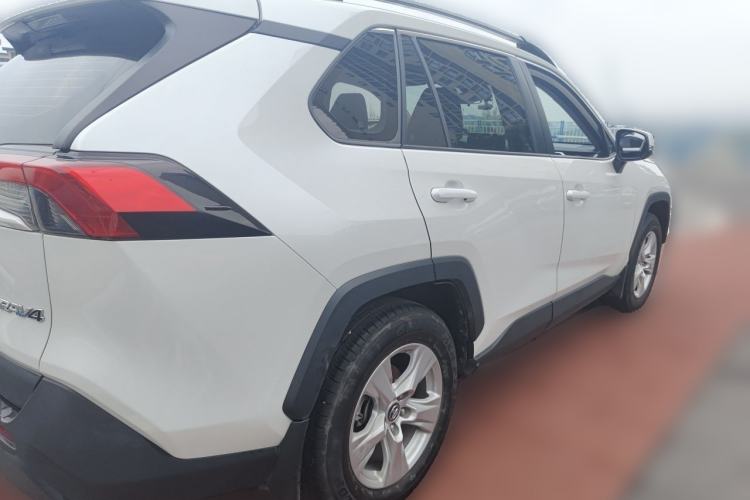 Used Toyota RAV4 2022 2.0L CVT Two-Wheel Drive Urban Edition Rear Right 45 Deg