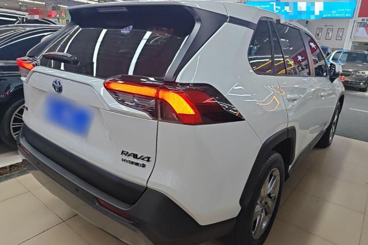 Used Toyota RAV4 2022 Dual-Engine 2.5L E-CVT Two-Wheel Drive Elite Edition Rear Right 45 Deg