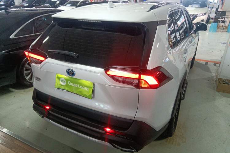 Used Toyota RAV4 2022 Dual-Engine 2.5L E-CVT Four-Wheel Drive Elite Plus Edition Rear Right 45 Deg
