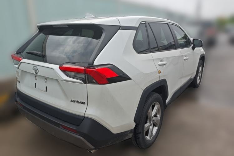 Used Toyota RAV4 2022 2.0L CVT Two-Wheel Drive Fashion Plus Edition Rear Right 45 Deg
