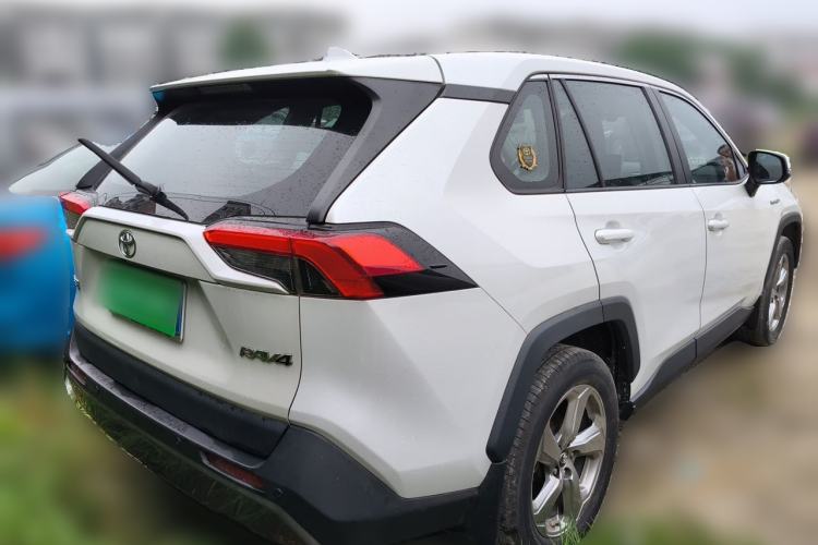 Used Toyota RAV4 2022 2.0L CVT Two-Wheel Drive Fashion Edition Rear Right 45 Deg
