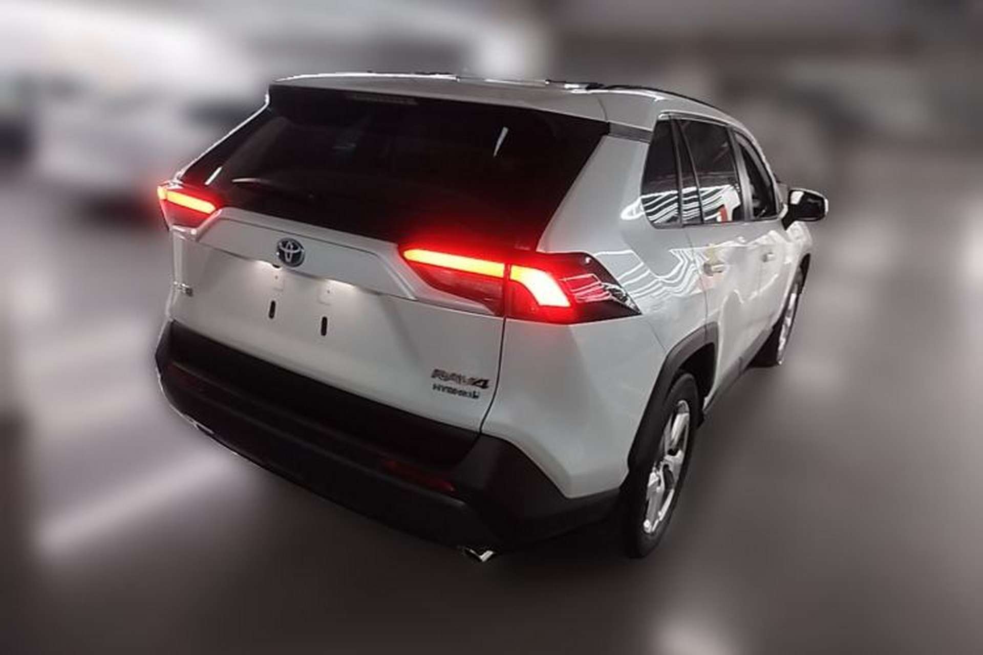 Used Toyota RAV4 2022 Dual-Engine 2.5L E-CVT Two-Wheel Drive Elite Edition Rear Right 45 Deg