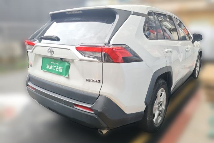Used Toyota RAV4 2022 2.0L CVT Two-Wheel Drive Urban Edition Rear Right 45 Deg