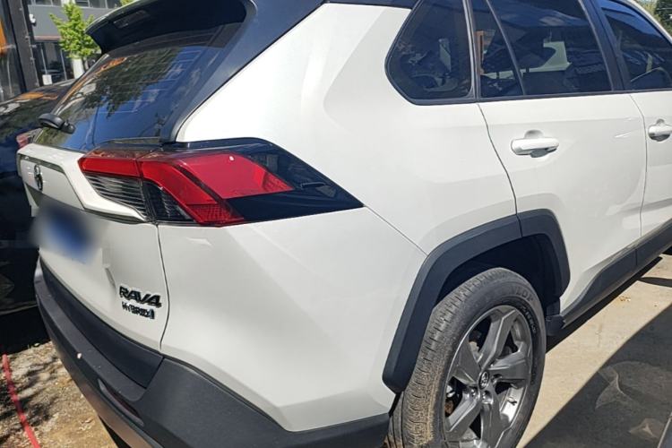Used Toyota RAV4 2022 Dual-Engine 2.5L E-CVT Two-Wheel Drive Elite Edition Rear Right 45 Deg