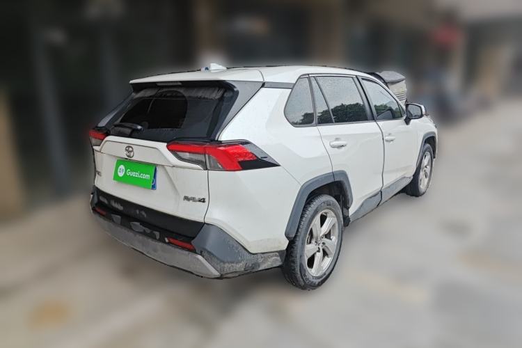 Used Toyota RAV4 2022 2.0L CVT Two-Wheel Drive Fashion Plus Edition Rear Right 45 Deg