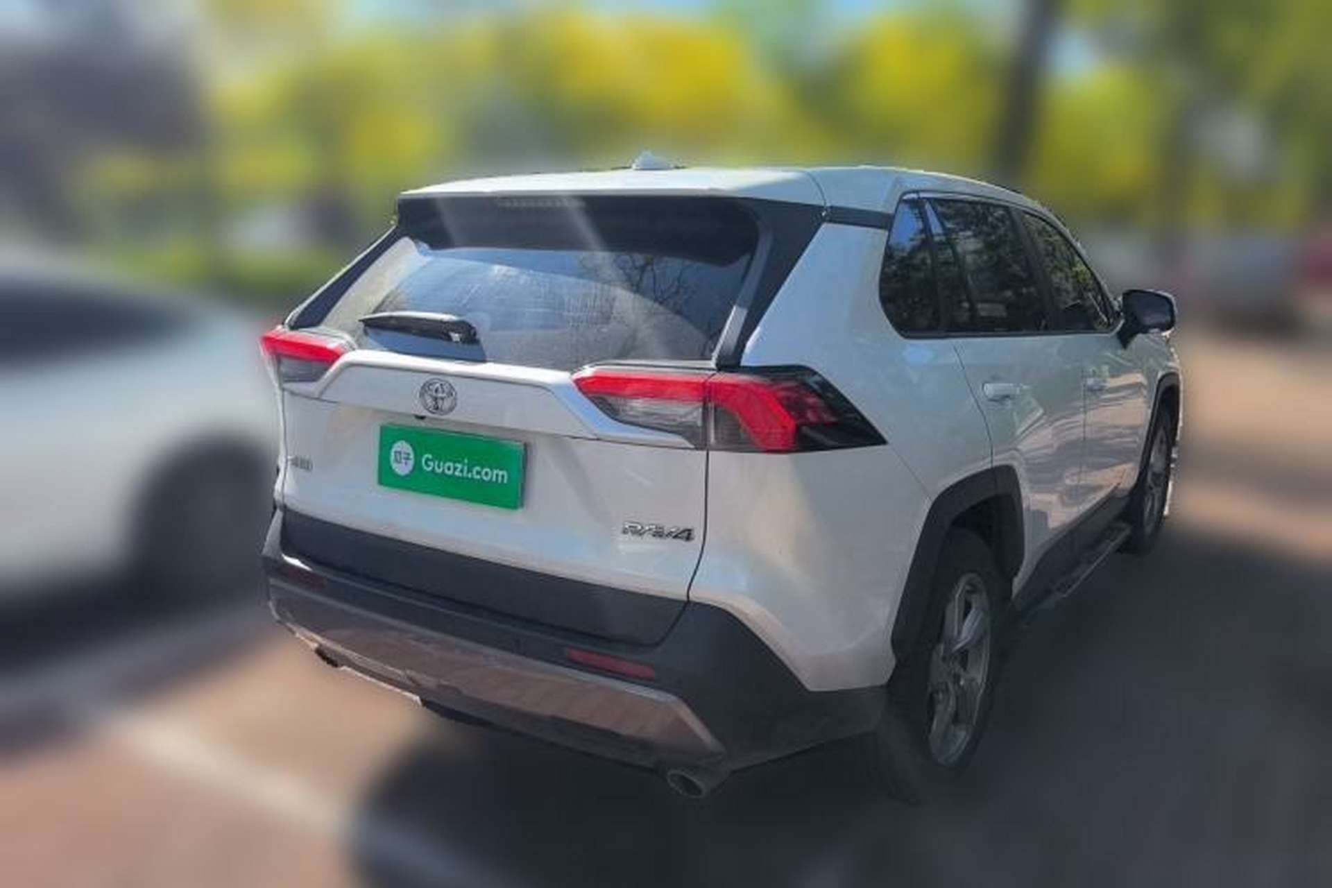 Used Toyota RAV4 2022 2.0L CVT Two-Wheel Drive Fashion Plus Edition Rear Right 45 Deg