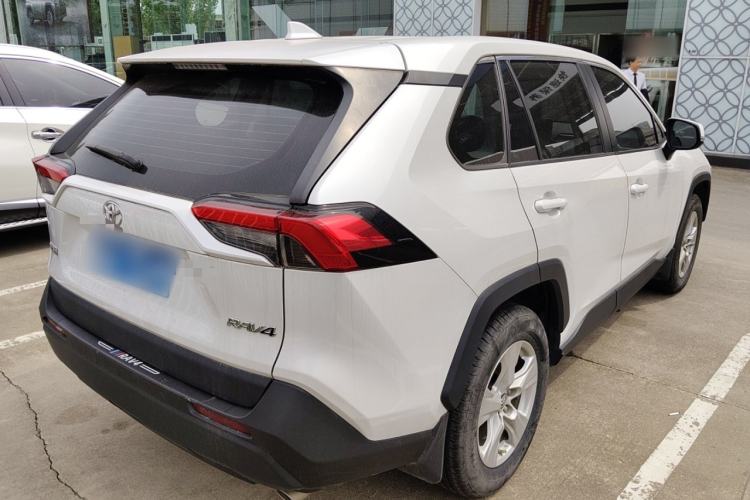 Used Toyota RAV4 2022 2.0L CVT Two-Wheel Drive Urban Edition Rear Right 45 Deg