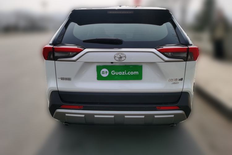 Used Toyota RAV4 2022 2.0L CVT Four-Wheel Drive Premium Edition Rear