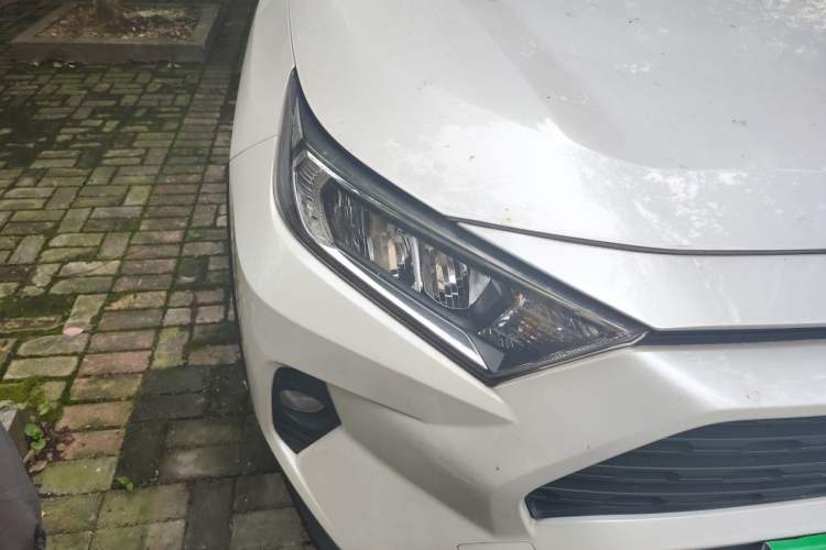 Used Toyota RAV4 2022 2.0L CVT Two-Wheel Drive Urban Edition Right Front Headlight