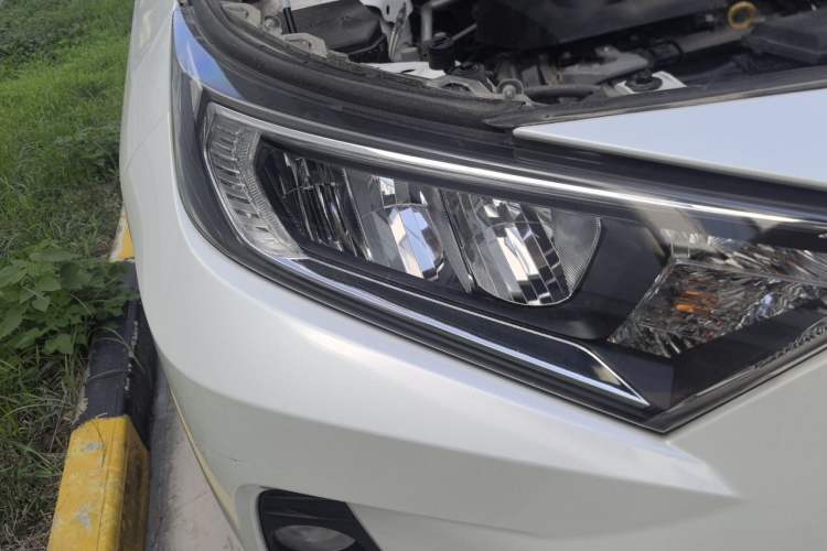 Used Toyota RAV4 2022 2.0L CVT Two-Wheel Drive Fashion Plus Edition Right Front Headlight