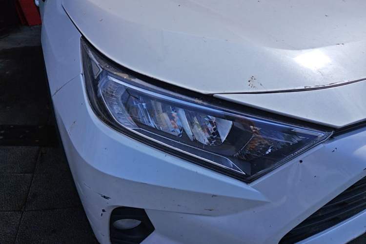 Used Toyota RAV4 2022 2.0L CVT Two-Wheel Drive Urban Edition Right Front Headlight