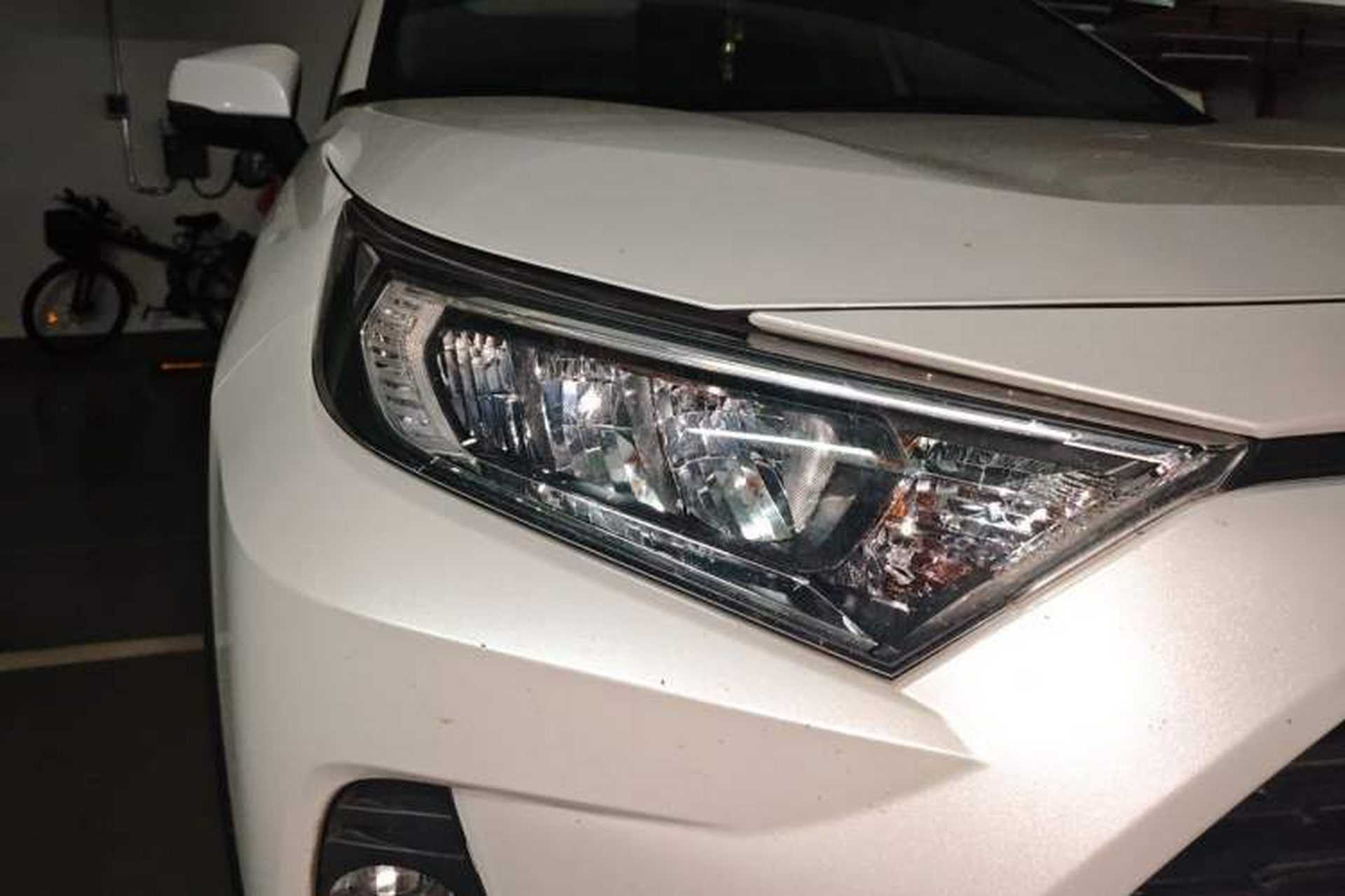Used Toyota RAV4 2022 2.0L CVT 4x4 Style Plus Edition Right Front Headlight