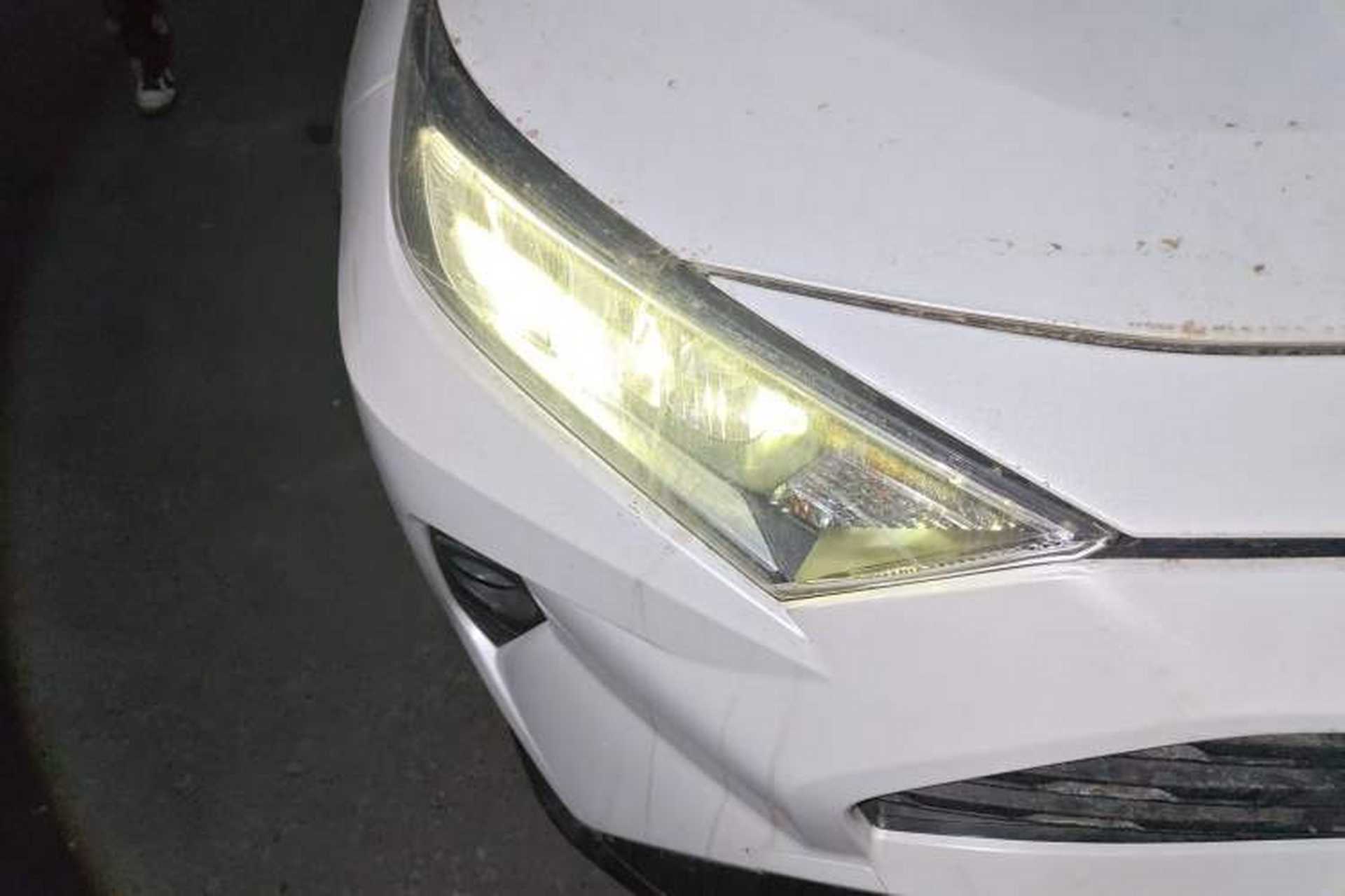Used Toyota RAV4 2022 2.0L CVT 4x4 Fashion Edition Right Front Headlight