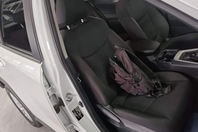 Used Toyota RAV4 2022 2.0L CVT Two-Wheel Drive Urban Edition Right Front Seat