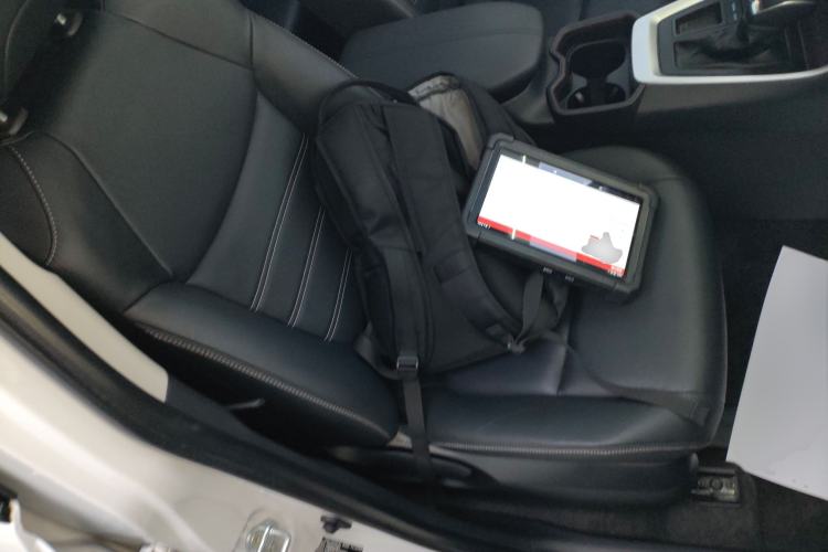 Used Toyota RAV4 2022 2.0L CVT Two-Wheel Drive Prestige Edition Right Front Seat