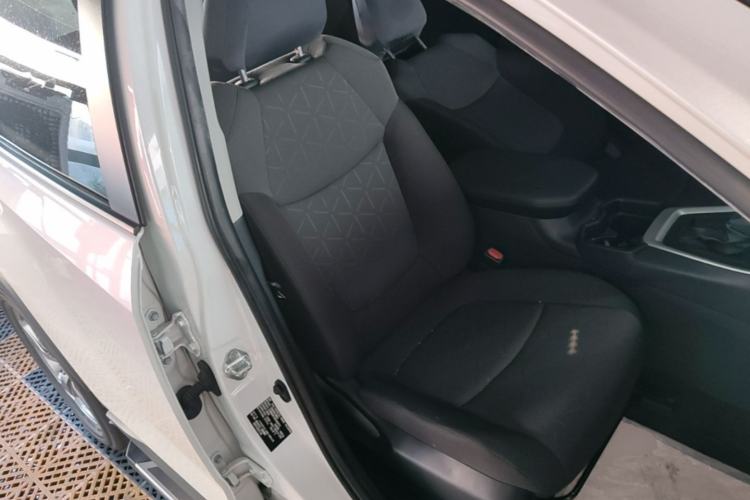 Used Toyota RAV4 2022 2.0L CVT Two-Wheel Drive Fashion Edition Right Front Seat
