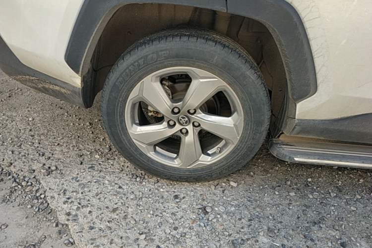 Used Toyota RAV4 2022 2.0L CVT Two-Wheel Drive Fashion Plus Edition Right Rear Wheel Hub