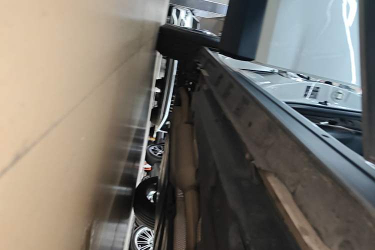 Used Toyota RAV4 2022 Dual-Engine 2.5L E-CVT Two-Wheel Drive Elite Edition Right Side Sill