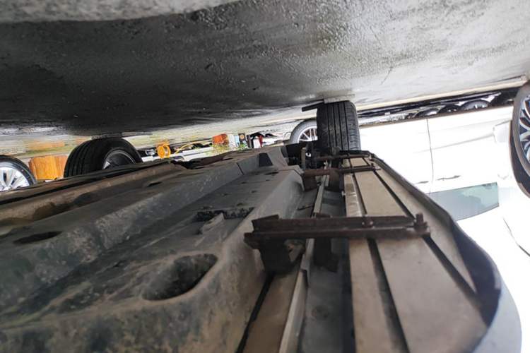 Used Toyota RAV4 2022 2.0L CVT Two-Wheel Drive Fashion Edition Right Side Sill