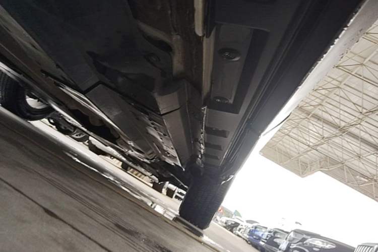 Used Toyota RAV4 2022 2.0L CVT Two-Wheel Drive Fashion Edition Right Side Sill