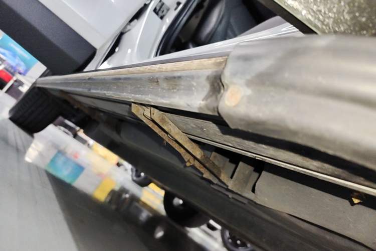 Used Toyota RAV4 2022 2.0L CVT Two-Wheel Drive Fashion Plus Edition Right Side Sill