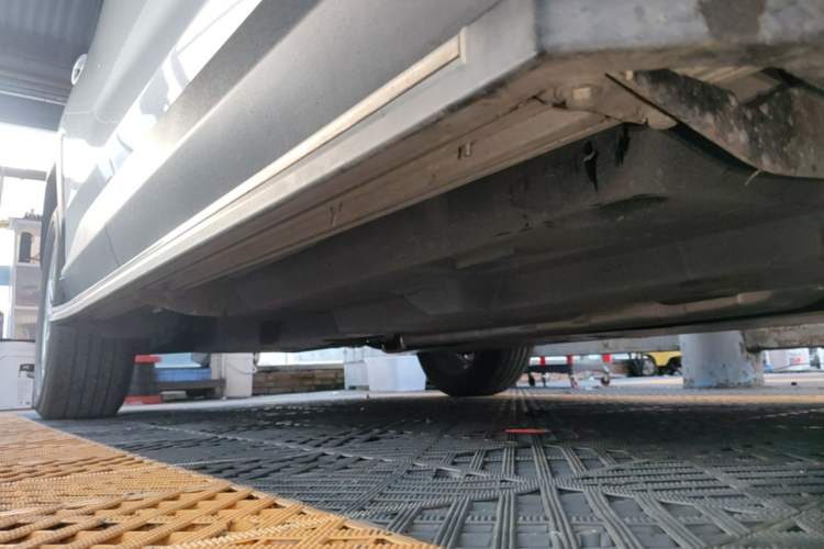 Used Toyota RAV4 2022 2.0L CVT Two-Wheel Drive Fashion Edition Right Side Sill