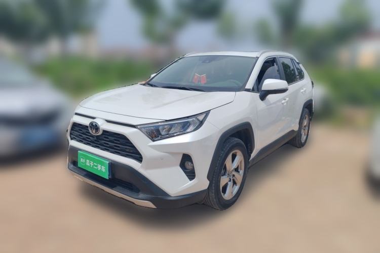 Used Toyota RAV4 2022 2.0L CVT Two-Wheel Drive Fashion Plus Edition Guazi used car, China used car export, Used car for sale, Used  cars, Cheapest cars for sale