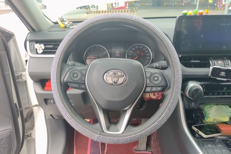 Used Toyota RAV4 2022 2.0L CVT Two-Wheel Drive Urban Edition Steering Wheel