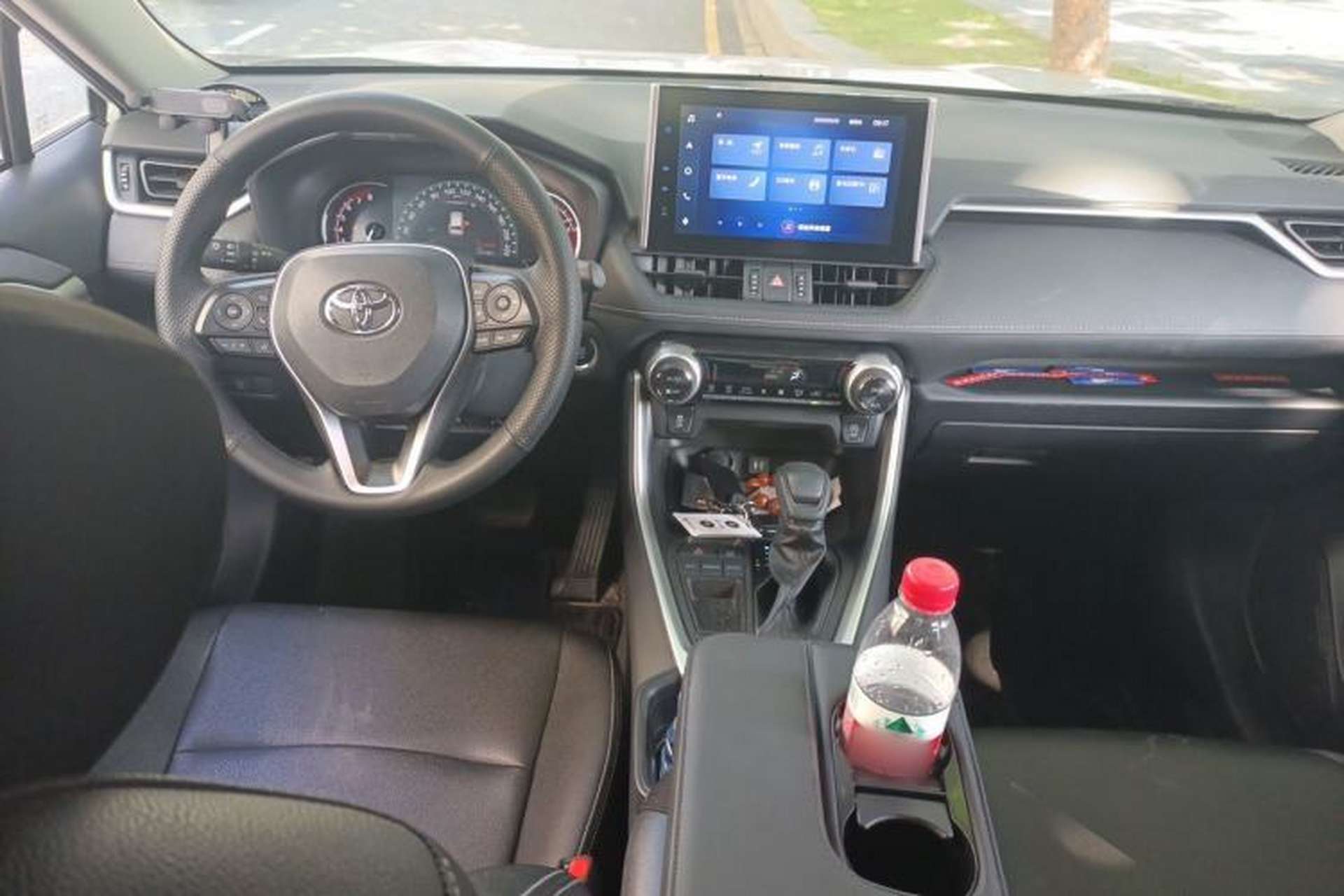 Used Toyota RAV4 2022 2.0L CVT Two-Wheel Drive Fashion Edition Steering Wheel