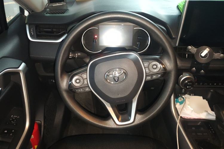 Used Toyota RAV4 2022 Dual-Engine 2.5L E-CVT Two-Wheel Drive Elite Edition Steering Wheel