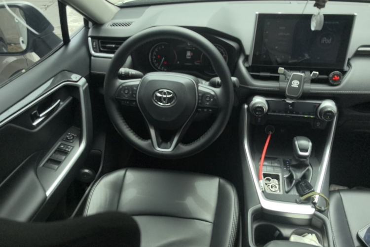 Used Toyota RAV4 2022 2.0L CVT Two-Wheel Drive Fashion Edition Steering Wheel