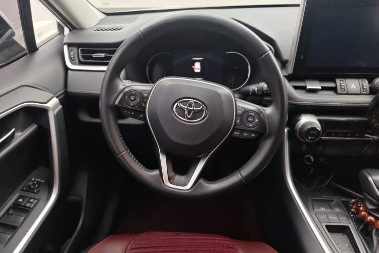 Used Toyota RAV4 2022 2.0L CVT Two-Wheel Drive Fashion Plus Edition Steering Wheel