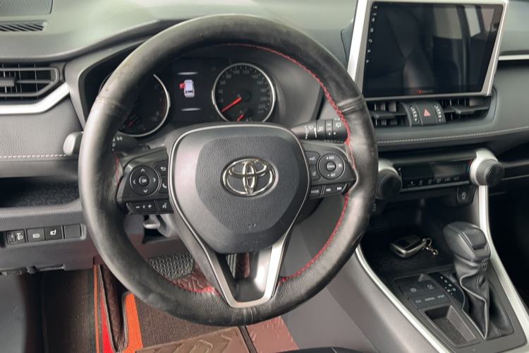 Used Toyota RAV4 2022 2.0L CVT Two-Wheel Drive Urban Edition Steering Wheel