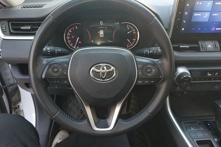 Used Toyota RAV4 2022 2.0L CVT Two-Wheel Drive Fashion Plus Edition Steering Wheel
