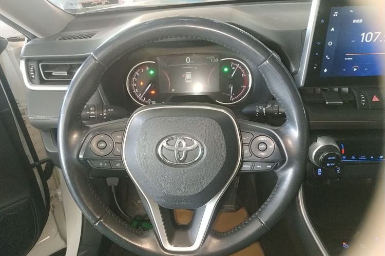 Used Toyota RAV4 2022 2.0L CVT Two-Wheel Drive Fashion Plus Edition Steering Wheel