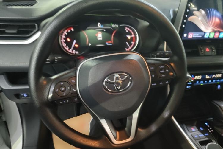 Used Toyota RAV4 2022 2.0L CVT Two-Wheel Drive Fashion Edition Steering Wheel