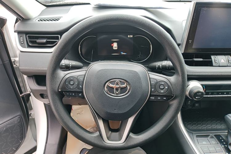 Used Toyota RAV4 2022 2.0L CVT Two-Wheel Drive Fashion Edition Steering Wheel