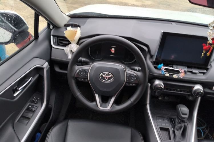 Used Toyota RAV4 2022 2.0L CVT Two-Wheel Drive Fashion Edition Steering Wheel