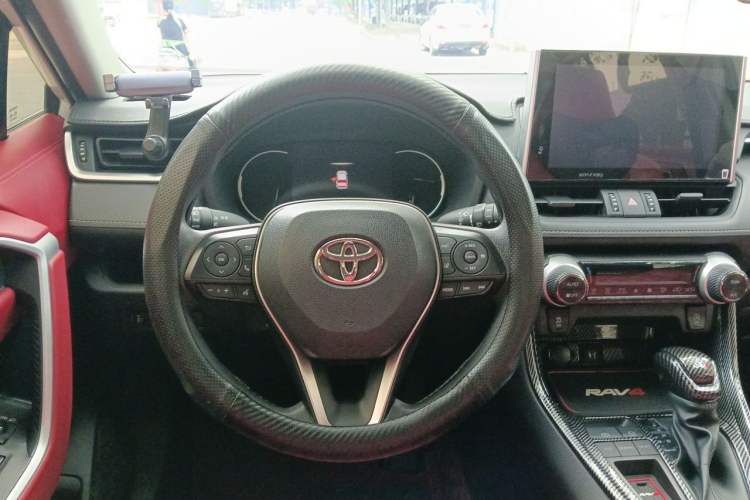 Used Toyota RAV4 2022 2.0L CVT Two-Wheel Drive Fashion Edition Steering Wheel