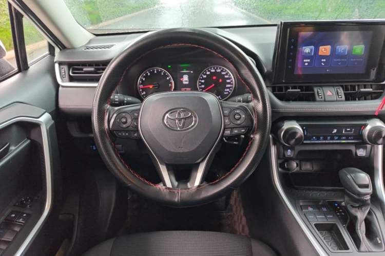 Used Toyota RAV4 2022 2.0L CVT Two-Wheel Drive Urban Edition Steering Wheel