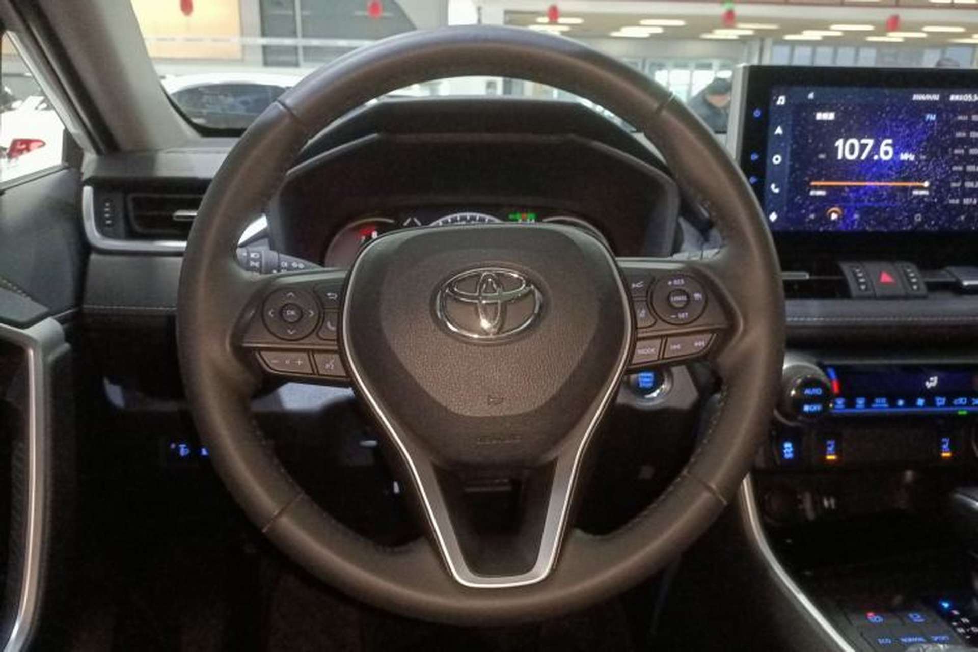 Used Toyota RAV4 2022 2.0L CVT Two-Wheel Drive Fashion Plus Edition Steering Wheel