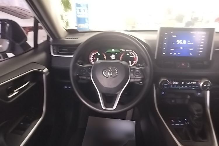 Used Toyota RAV4 2022 2.0L CVT Two-Wheel Drive Fashion Edition Steering Wheel